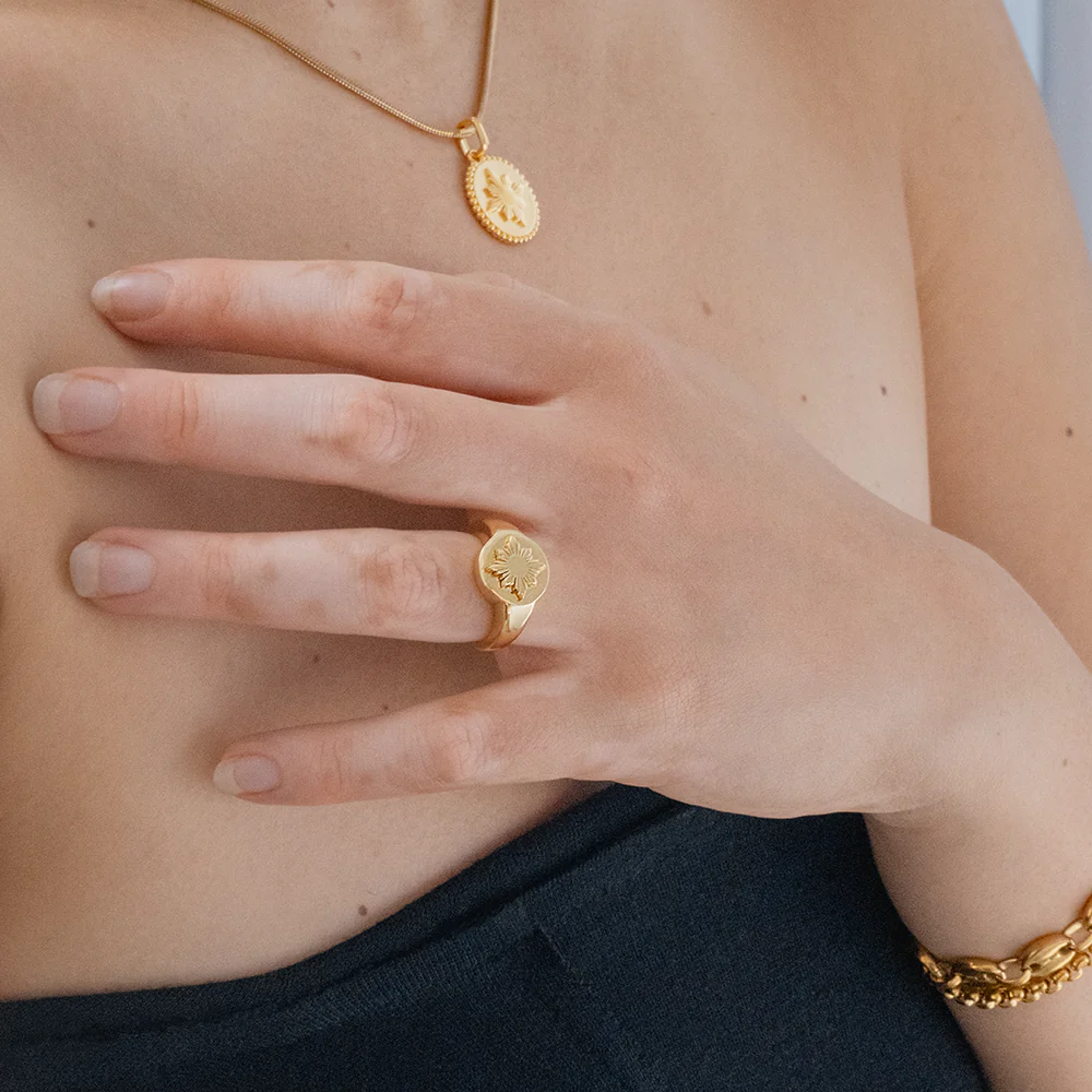 Araw Signet Ring - Image 6