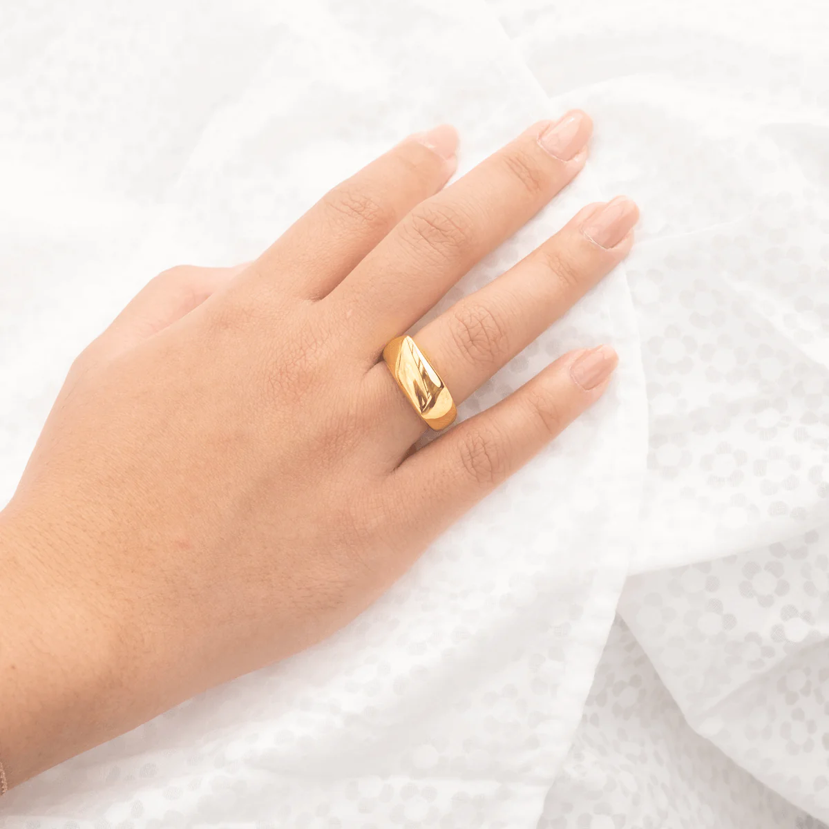 Chan Biomorphic Ring - Image 5