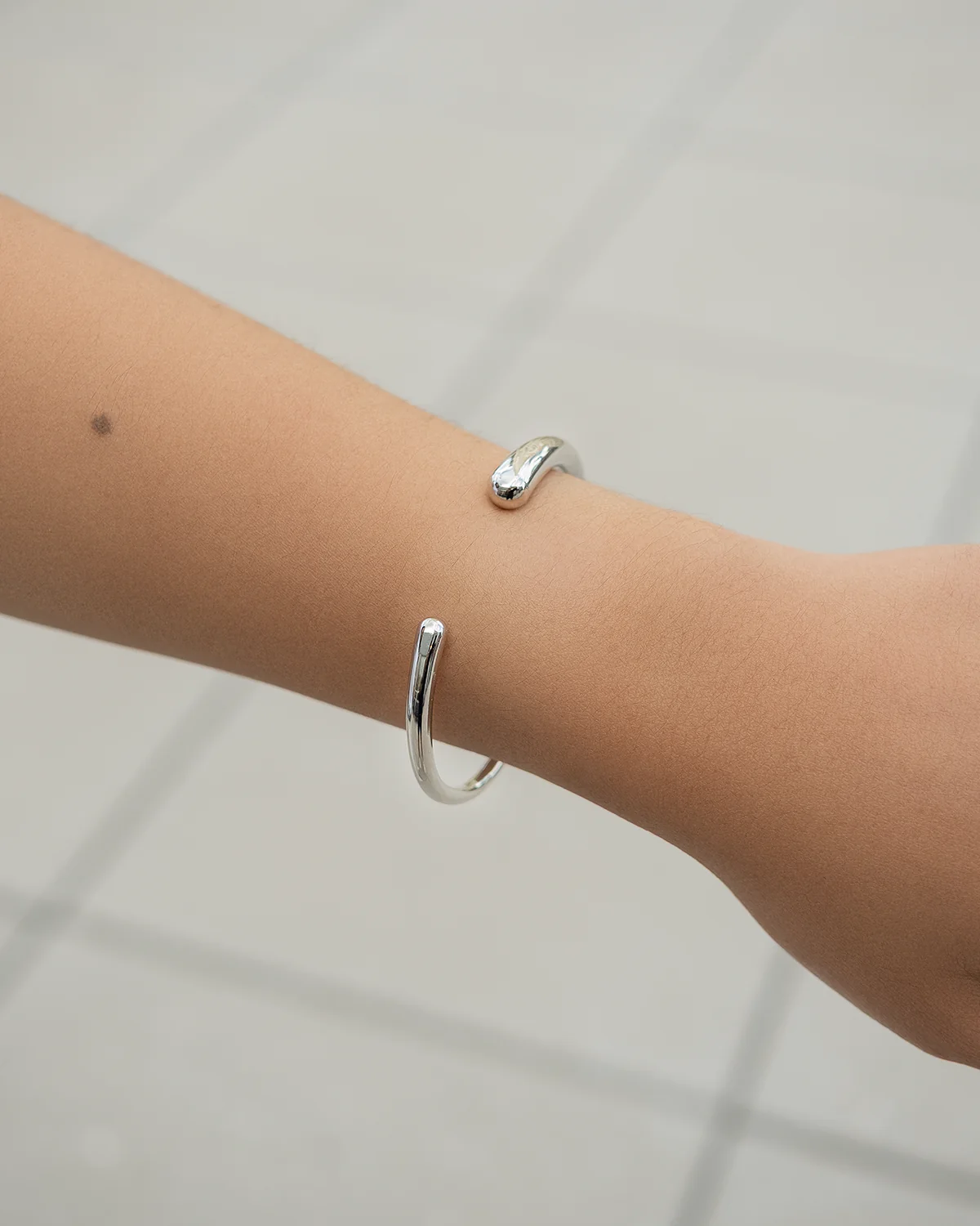 Nova Teardrop Bangle - Image 9