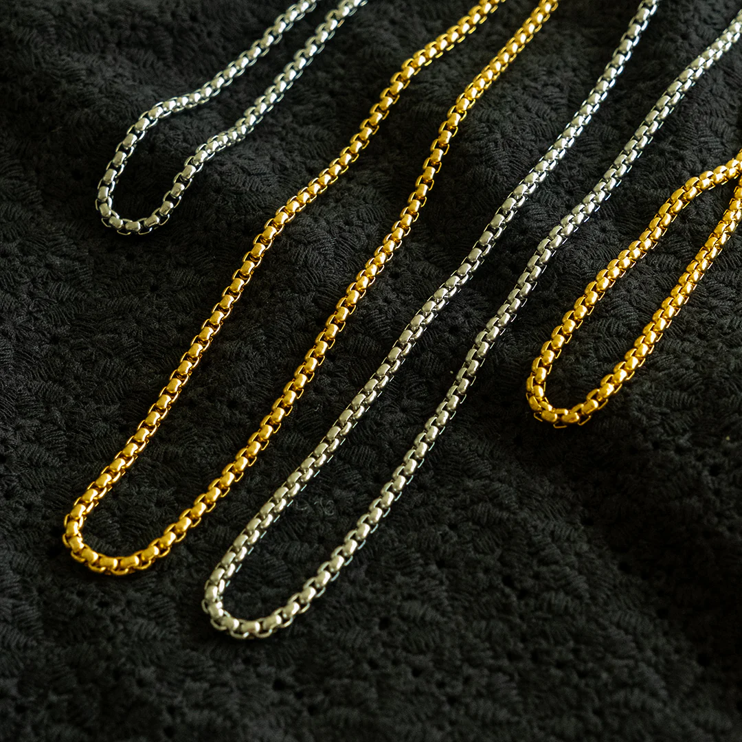 Vince Round Box Chain - Image 6